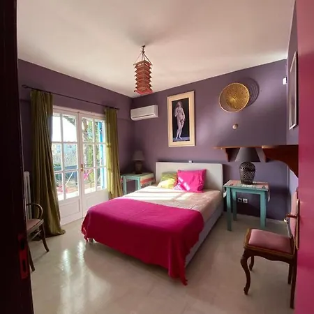 Villa Villa-agave , By The Sea In Porto-rafti Outside Athens *